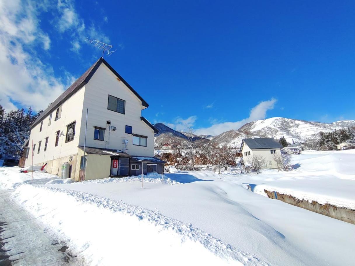 Hakuba Norikura Wakaguri Guesthouse Otari Exteriör bild